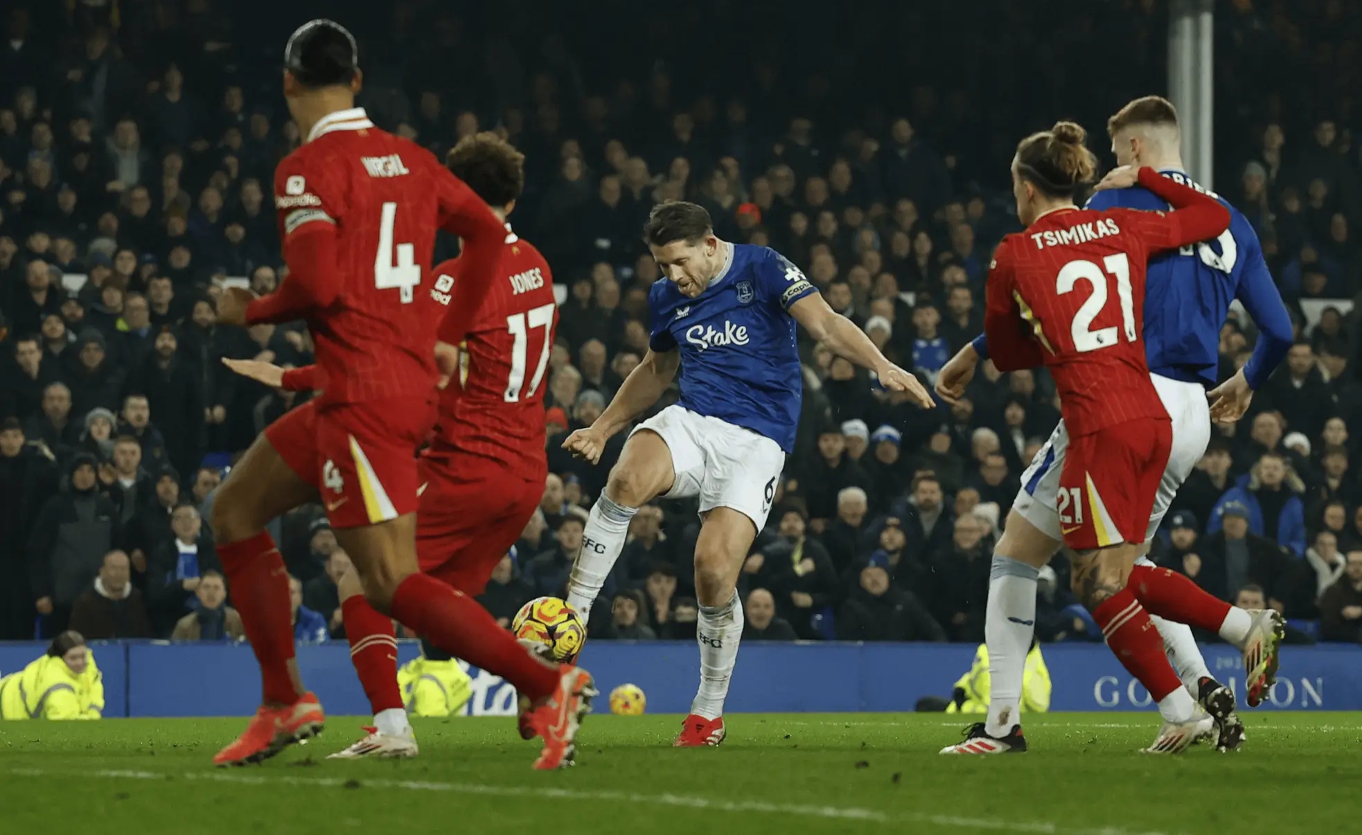 利物浦大将独中两元，领先对手晋级