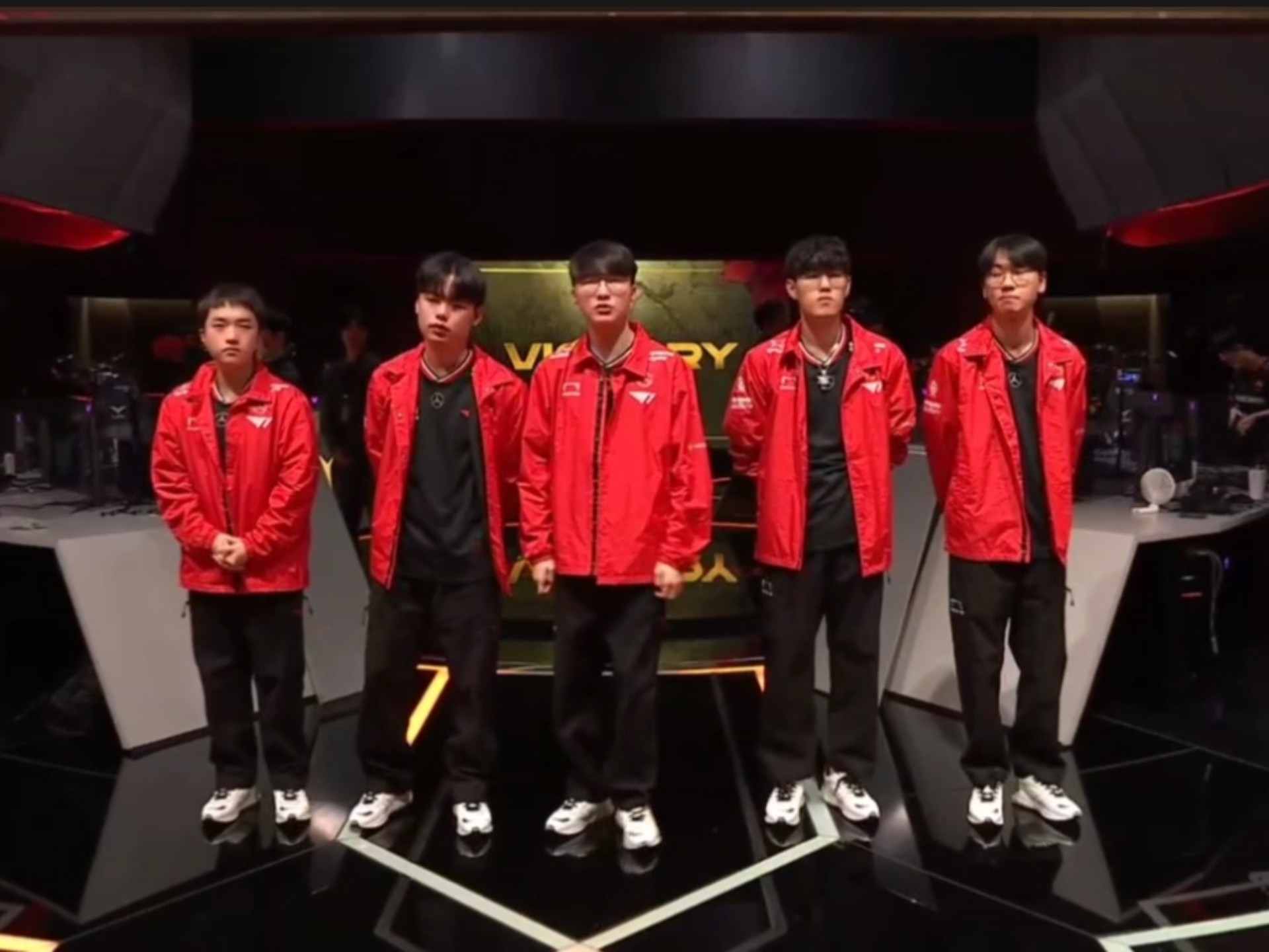 T1强势MAD,Viper统治全场的简单介绍 T1强势MAD,Viper统治全场的简单介绍