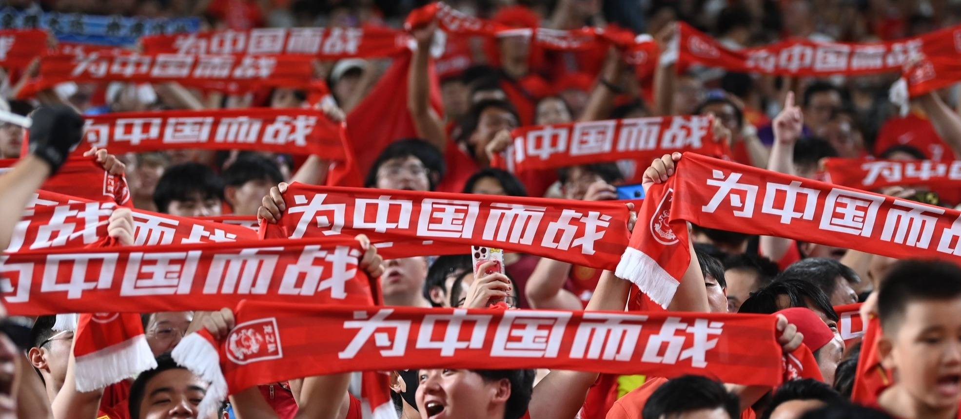 关于谁能胜出：一场备受瞩目的足球大战即将开打的信息