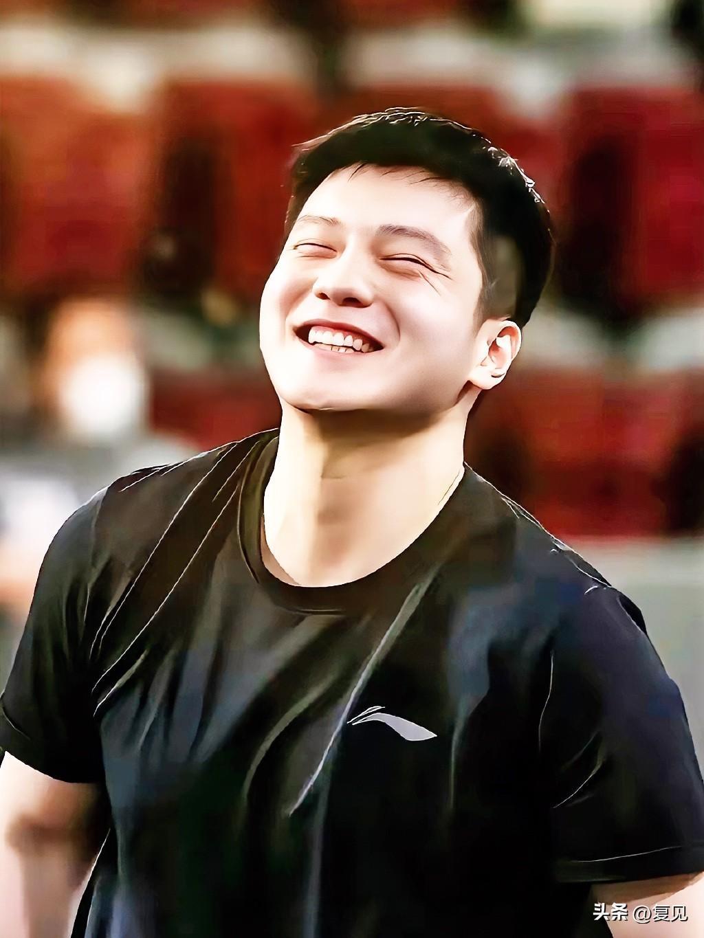 法国队完胜英格兰队，樊振东统治全场的简单介绍