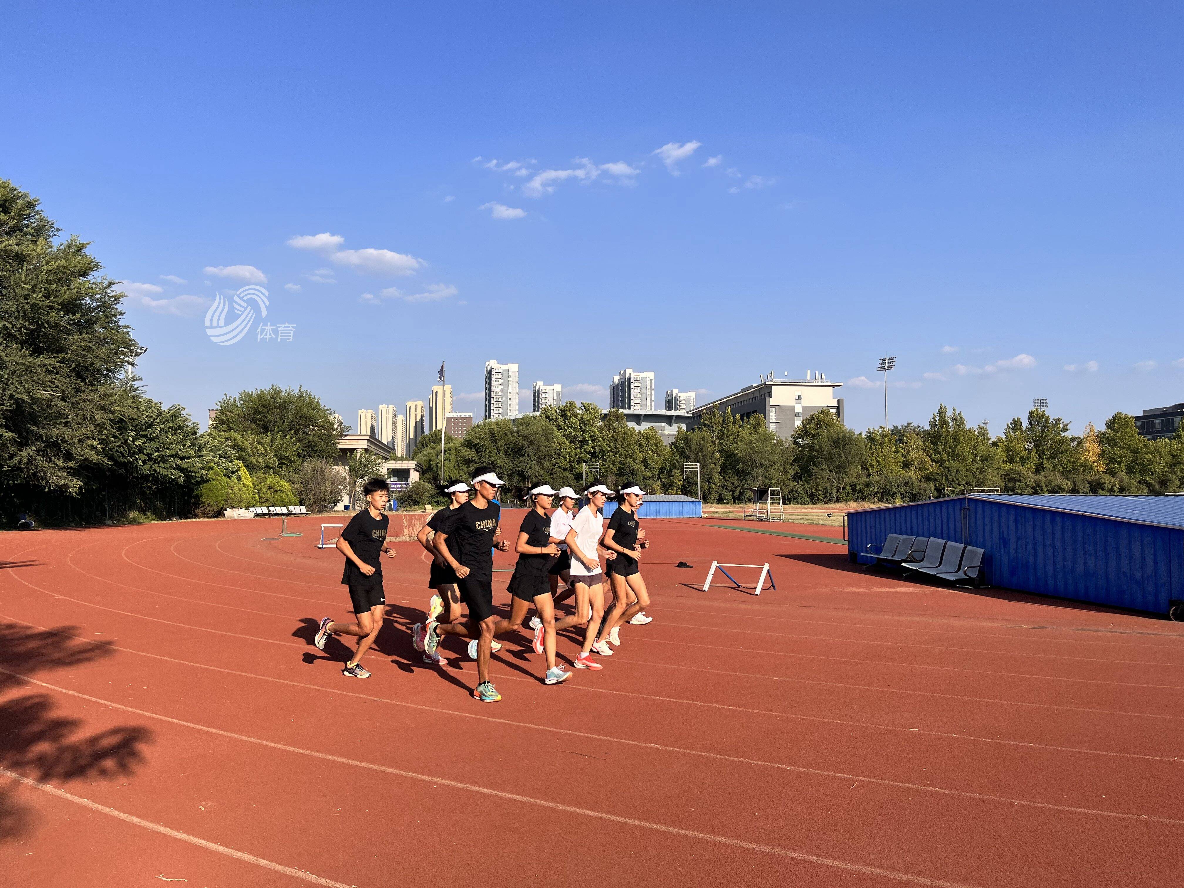 关于中东球队晋级淘汰赛，全力备战的信息