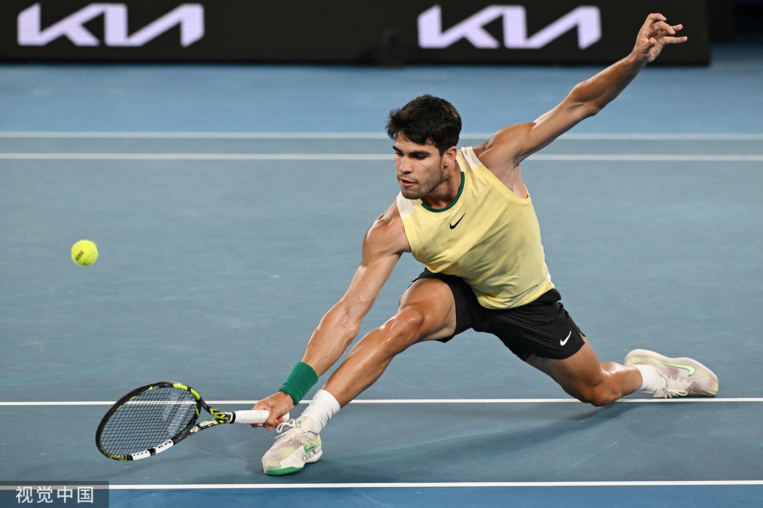 关于法网碾压澳网，兹维列夫刷新纪录的信息