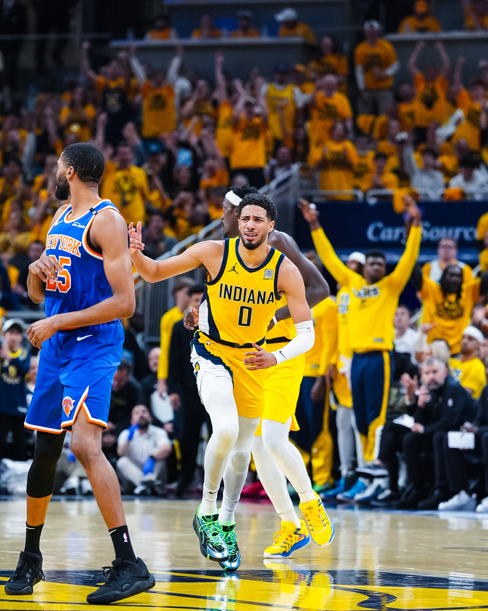 包含步行者力克雄鹿B队，福克斯绝境逆转的词条