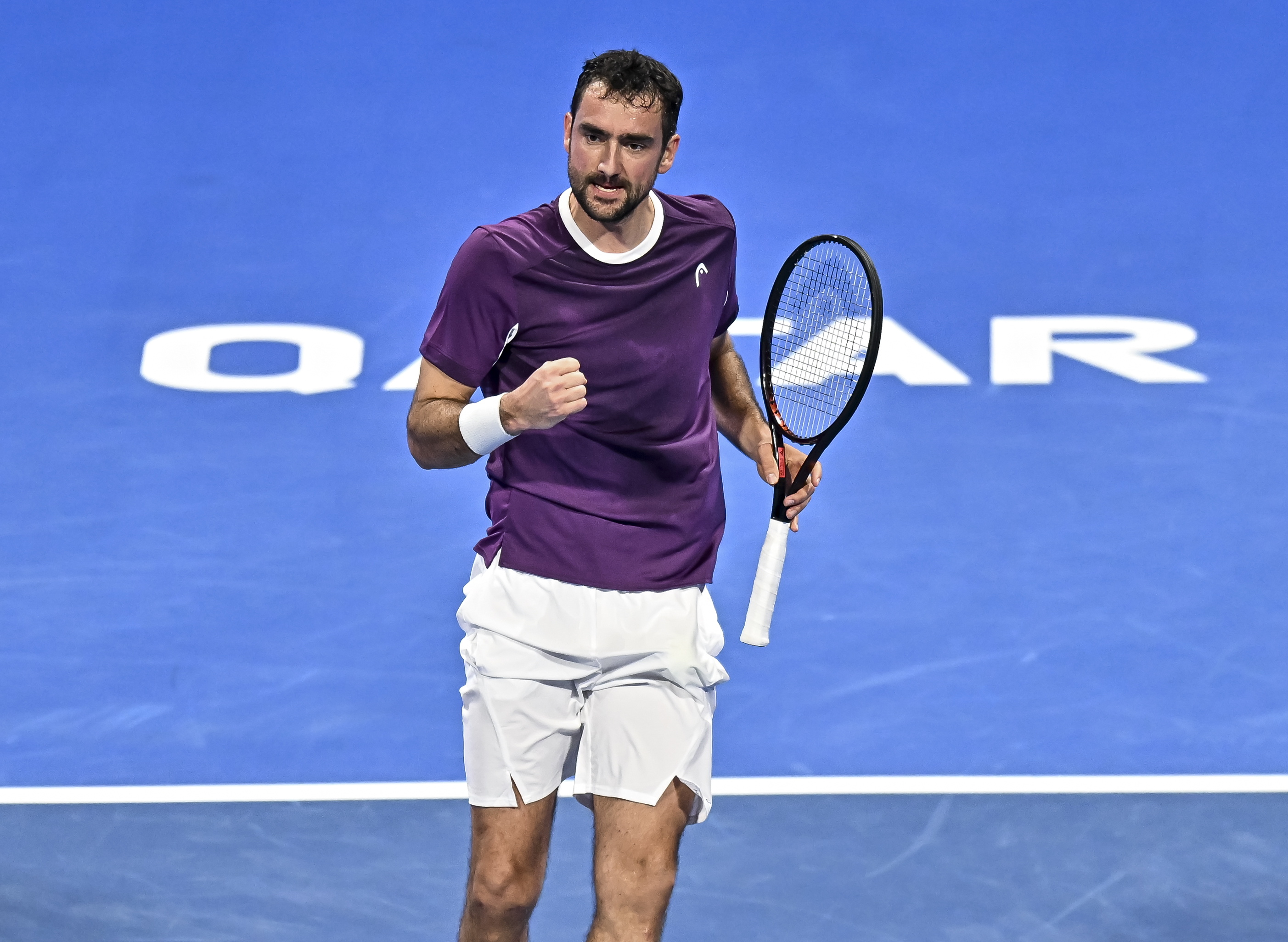 包含西班牙网球队翻盘意大利网球队，阿尔卡拉斯制霸全场的词条