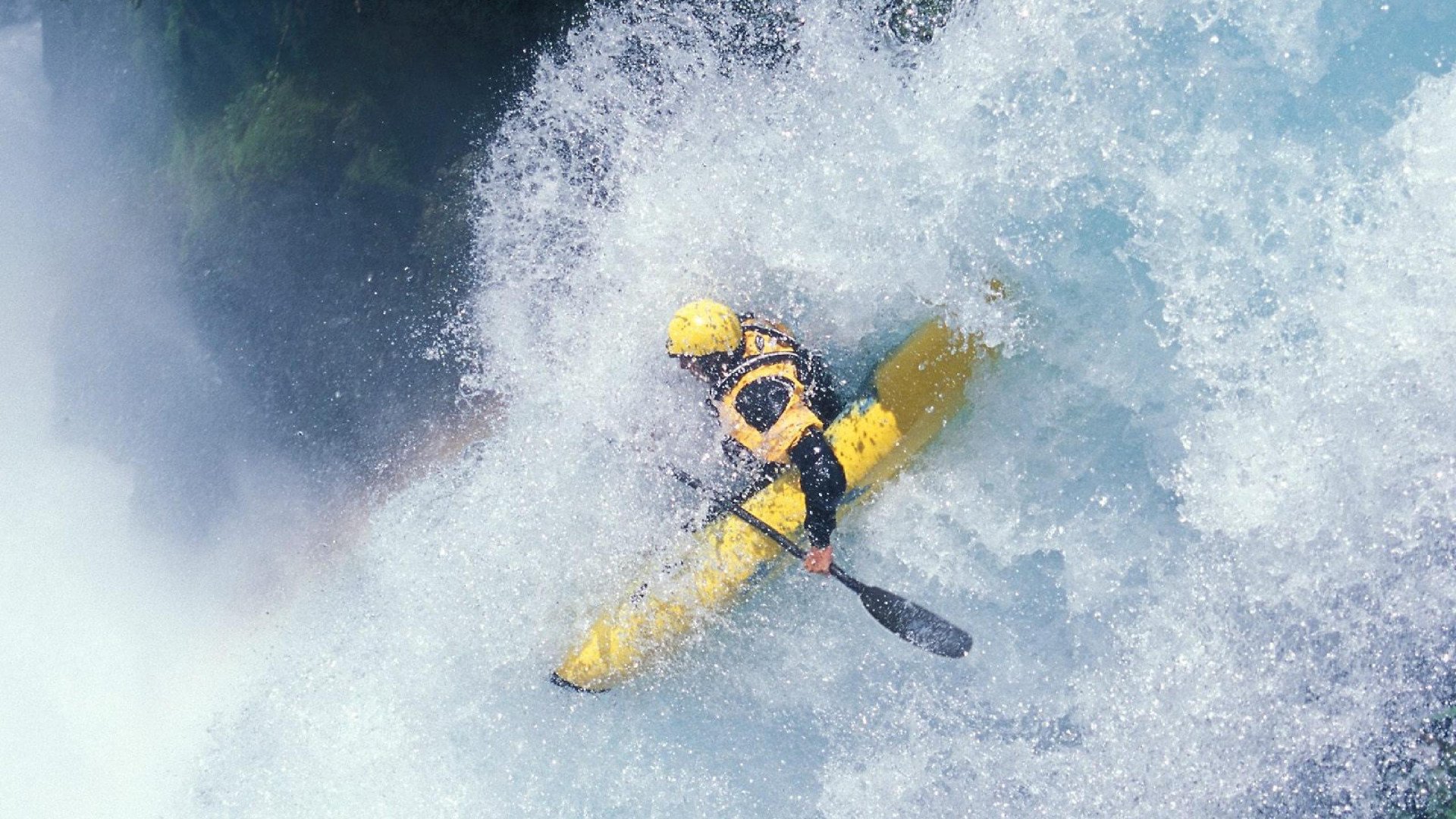 绿茵场上的收割，拜仁战术体系下的爱尔兰式围剿，本泽马如何化身关键先生