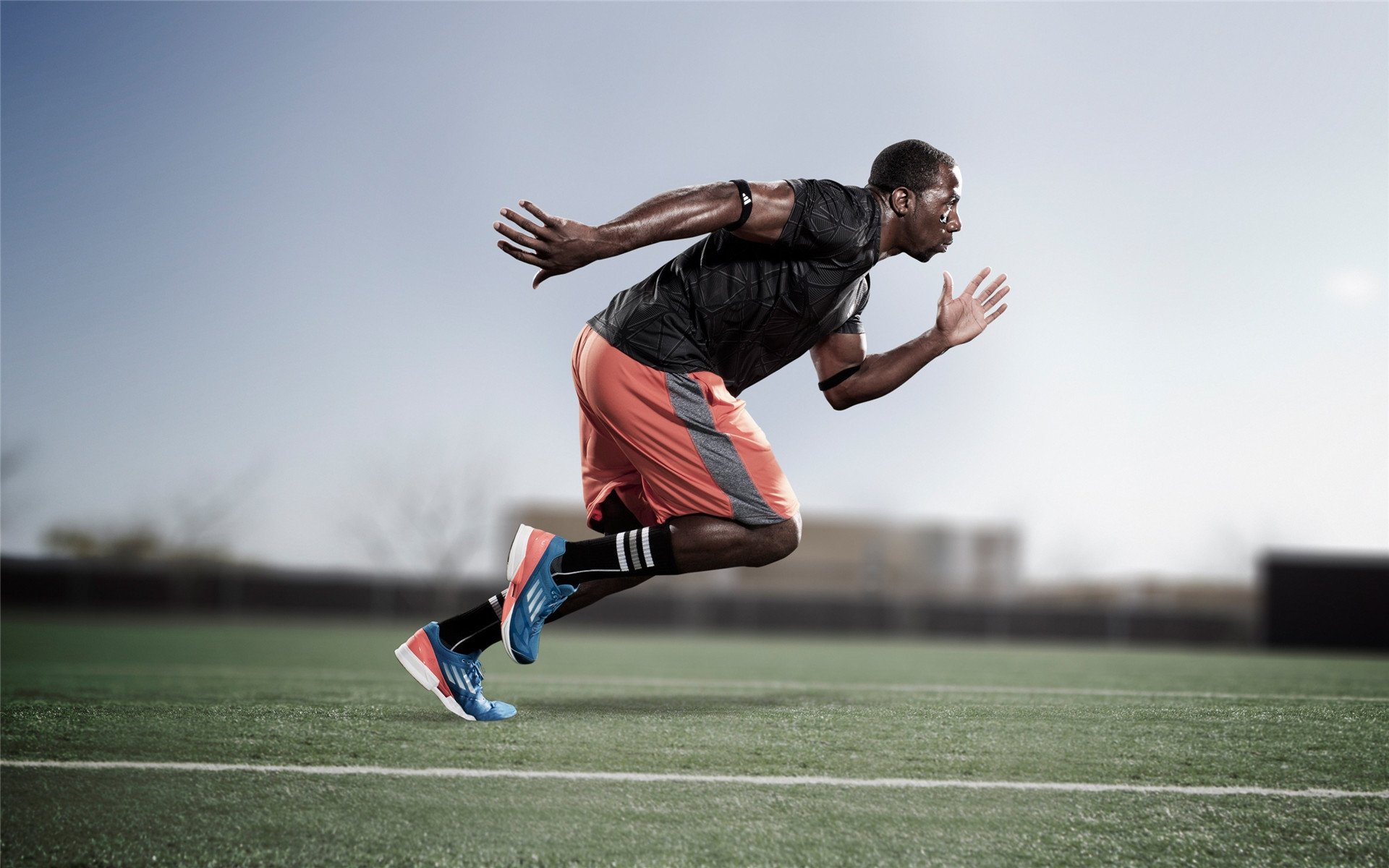 NBA季后赛之夜，切特·霍姆格伦惊艳四座，新生代巨星的崛起序曲